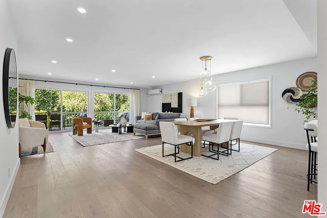 2 bed, 2.0 bath, 1526 sqft, $4,600 — Photo 3