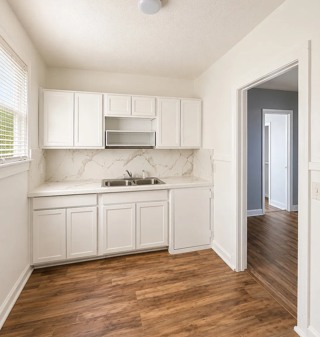 3 bed, 1151 sqft, $1,245 — Photo 2