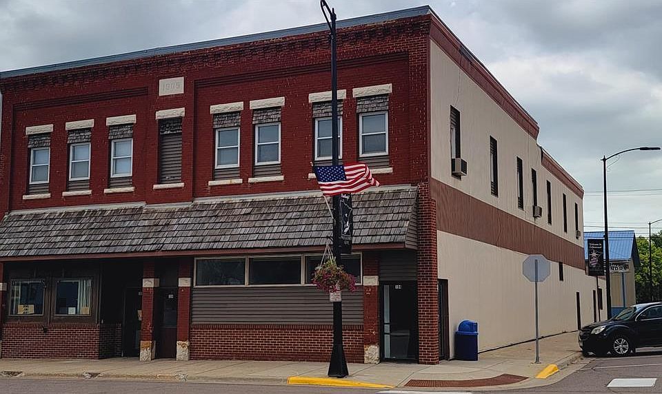 1st image of 104 W Main St #106