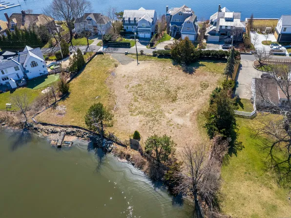 14 Owenoke Park, Westport, CT 06880