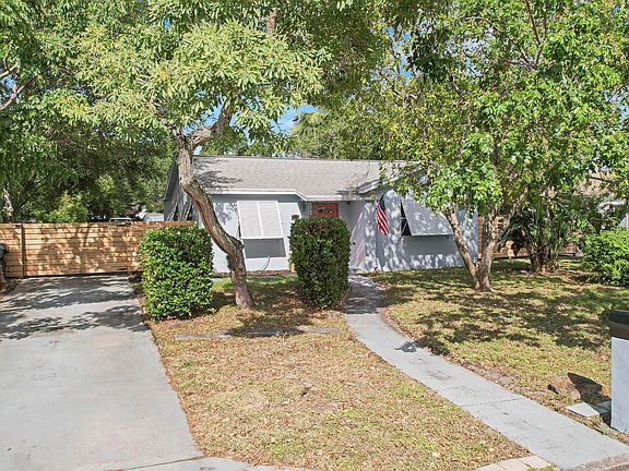 2nd image of 1224 19th Avenue N