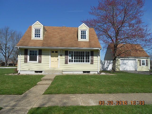 1st image of 432 W 16th St