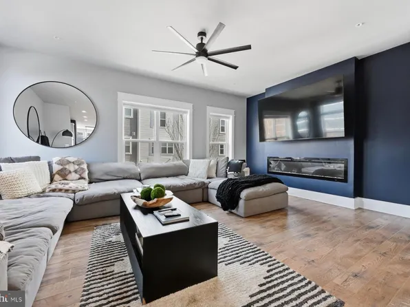 218 Wesley Brown Ln, Annapolis, MD 21401