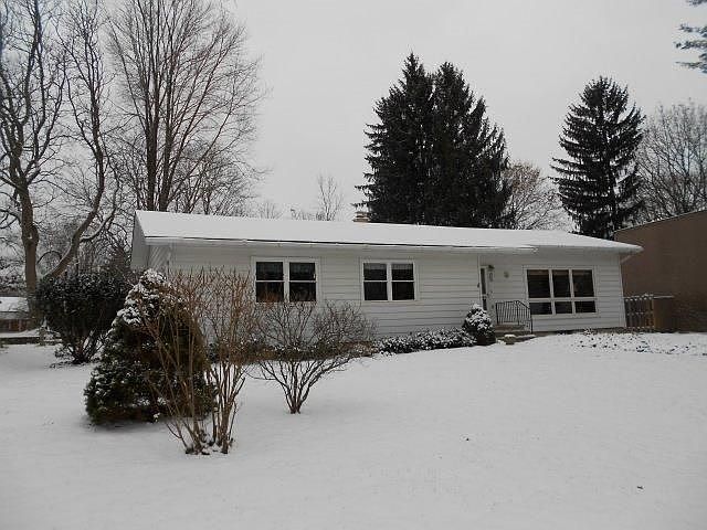 1st image of 432 Hilldale Dr