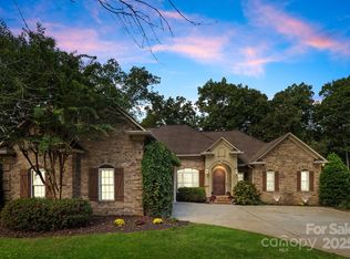 7919 Glen Abbey Cir, Stanley, NC 28164