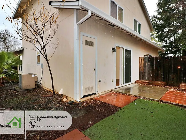1729 Laurel Ave #B — Photo 25