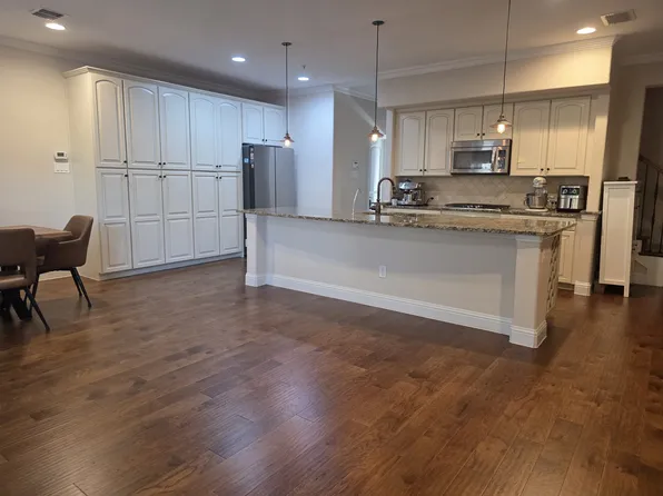 2517 Jackson Dr, Lewisville, TX 75067