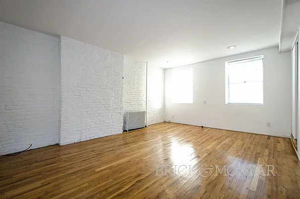 Rented by Brick&Mortar | media 28