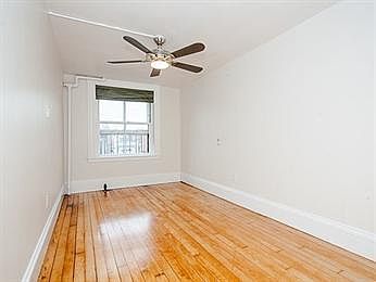 4th image of 261 Marlborough St APT 12