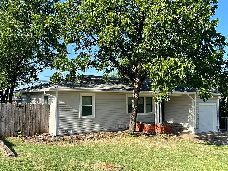 3802 NW Arlington Ave — Photo 14