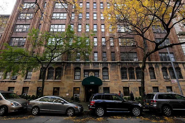 Rented by Solil Management | media 7