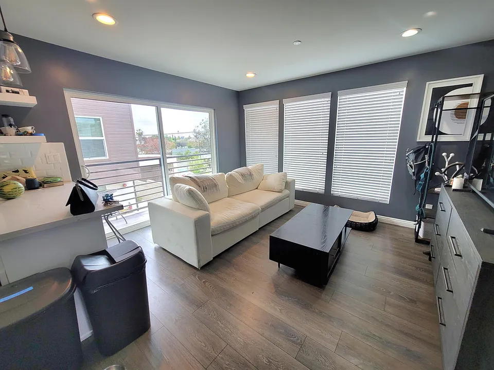 1276 Ricardo St #1