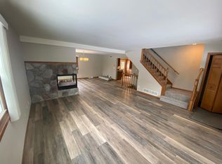 4528 Vettelson Rd #A, Hartland, WI 53029