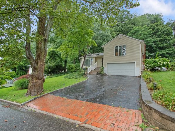10 Sycamore Rd