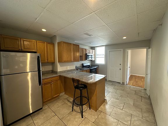 2nd image of 604 Dorchester Ave #2