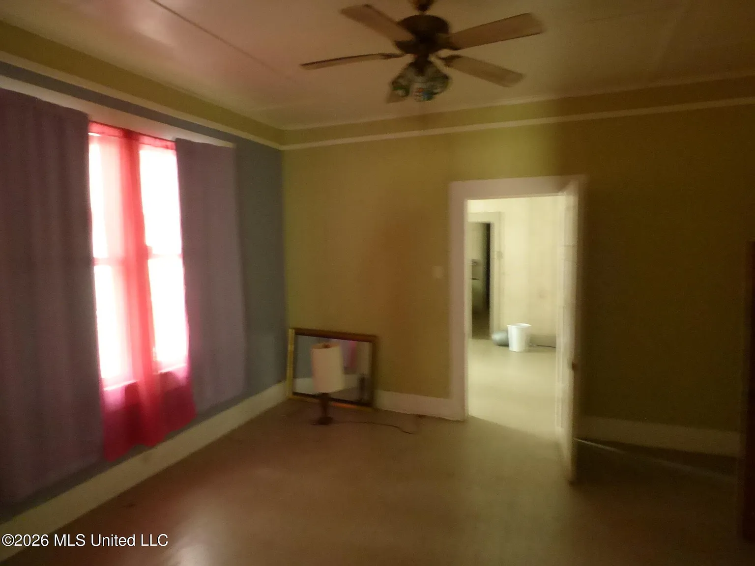2 bed, 1.0 bath, 984 sqft, $750 — Photo 3