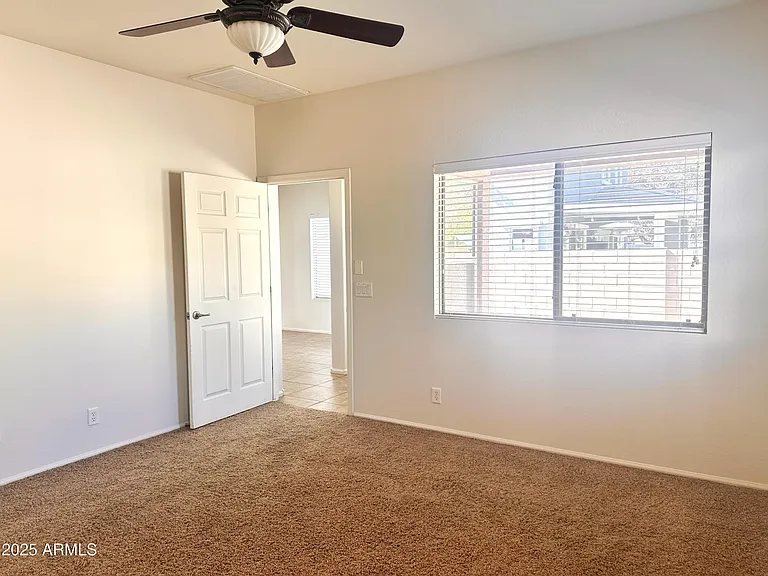 4230 E Linda Ln — Photo 21