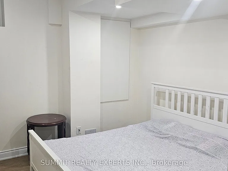 27 James Walker Ave — Photo 7