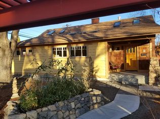 110 SW Canyon Dr, Redmond, OR 97756