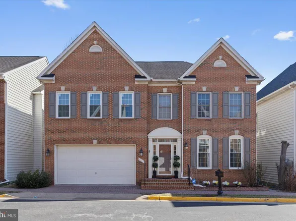 9257 Lee Masey Dr, Lorton, VA 22079