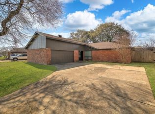 10006 Barmont Dr, La Porte, TX 77571