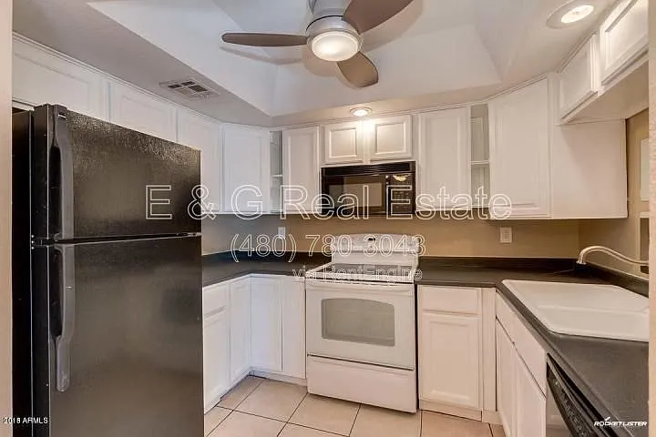 1402 S Jentilly Ln #205 — Photo 7