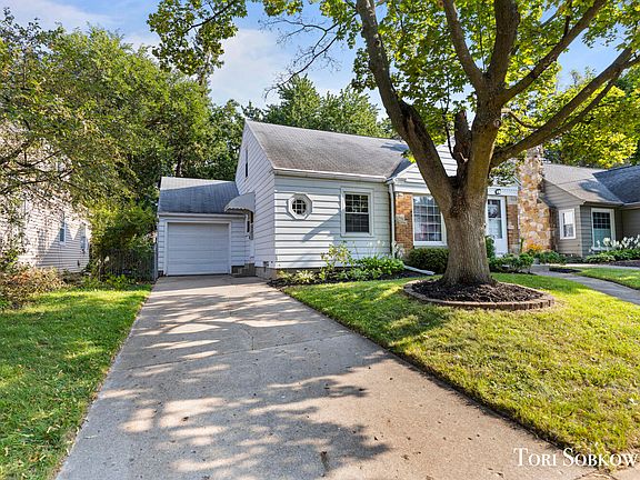 2nd image of 825 N Ottillia St SE