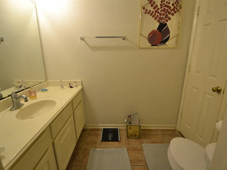 12110 Laurel Ct — Photo 15