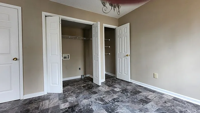 2 bed, 1.5 bath, 1000 sqft, $1,100 — Photo 3
