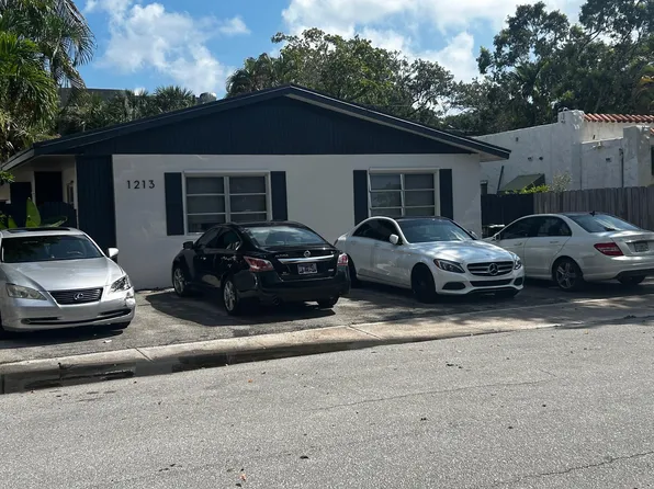1213 SE 1st St APT 1-4, Fort Lauderdale, FL 33301