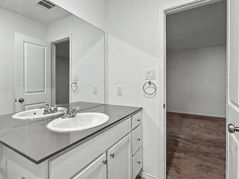 2843 Elion Dr — Photo 20