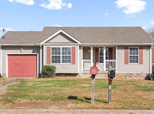234 Waterford Dr, Oak Grove, KY 42262