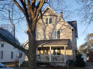 890 Exchange St, Vermilion, OH 44089