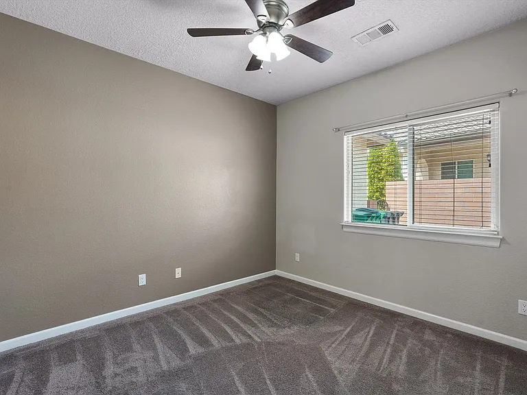 224 Valle Alto Dr NE — Photo 31