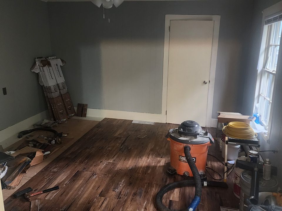 2nd image of 9 Buck St #4