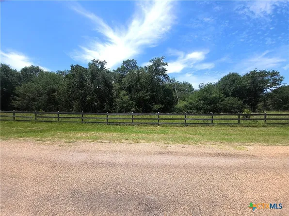 2945 Sandy Creek Rd, Garwood, TX 77442