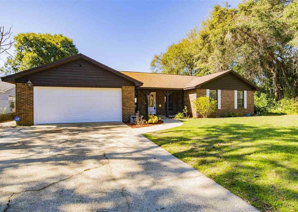 1st image of 5837 Somerset Dr
