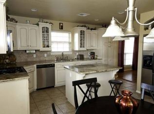 19721 E Fox Run Cir, Owasso, OK 74055