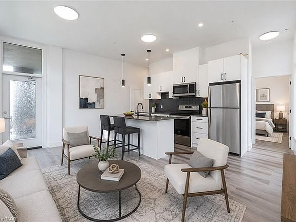 4th image of 103 Roger St #102