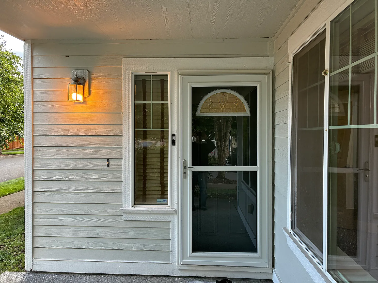 4 bed, 2.5 bath, 2130 sqft, $2,950 — Photo 4