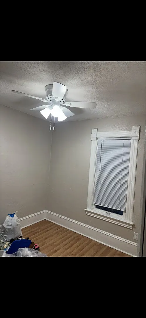 220 Trott Avenue Southeast - 220 Trott Ave SE - Unit #2 (top) — Photo 1