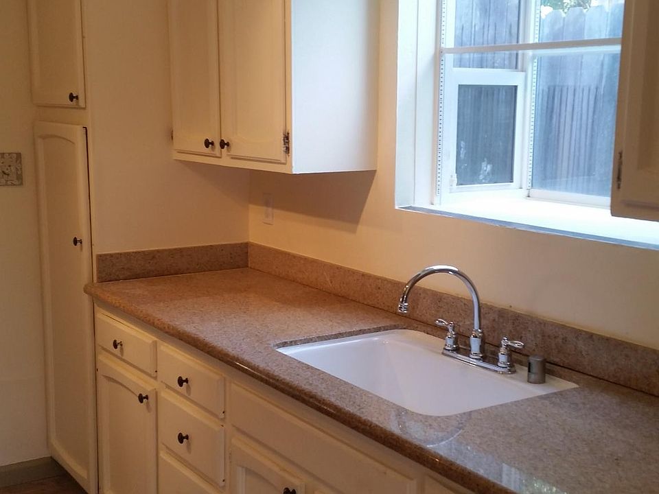 1st image of 112 Cataline Ave