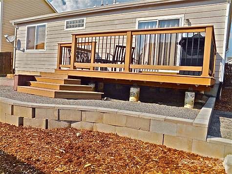 Exterior Rear/Deck