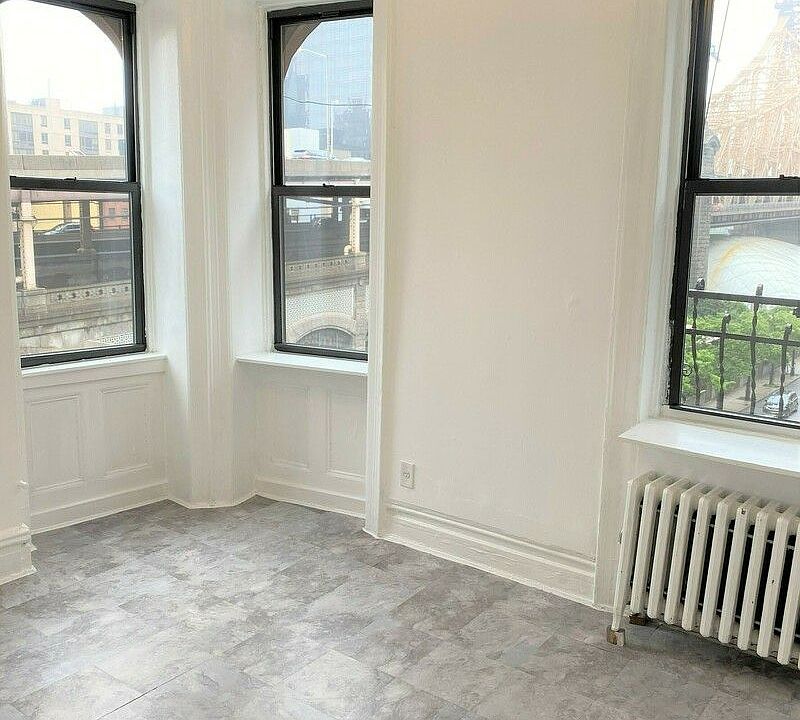 1st image of 1079 1st Ave #16