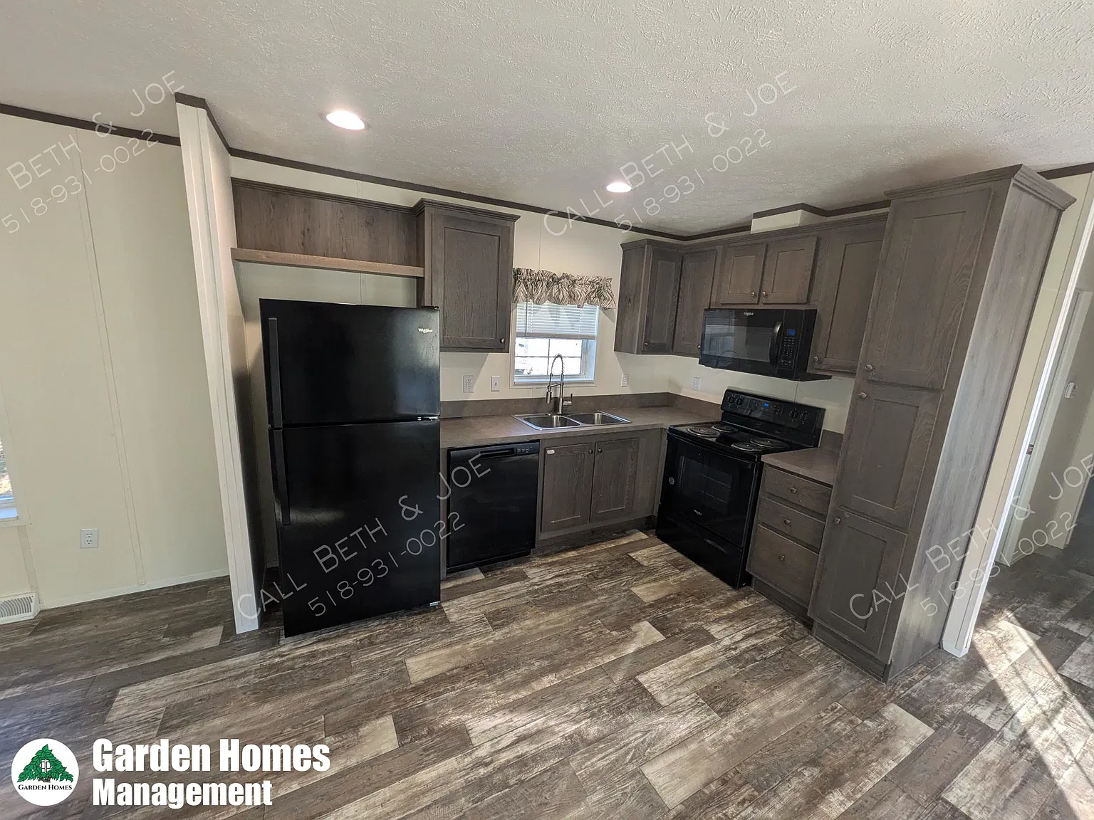 3 bed, 1.5 bath, 980 sqft, $1,485 — Photo 1
