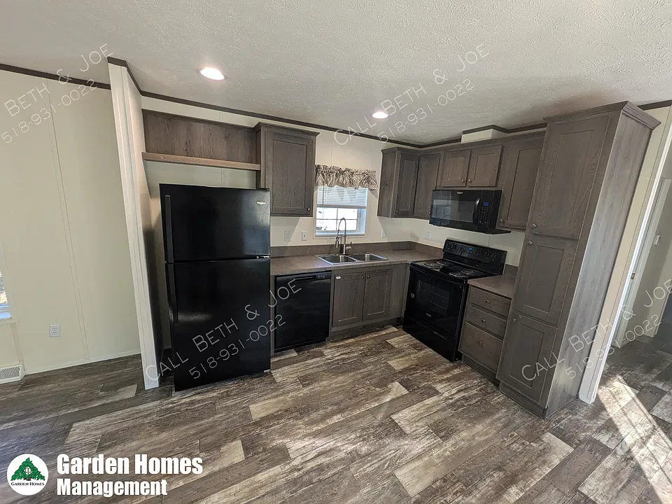 22 Carmela Ct