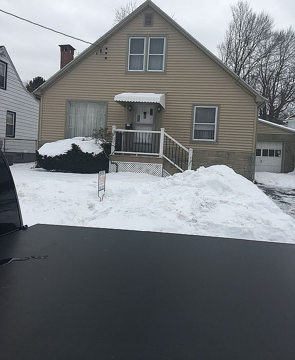 1st image of 54 Hill Ave