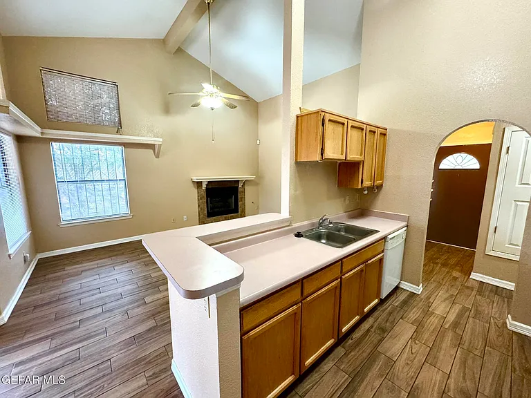 12146 El Greco Cir — Photo 11