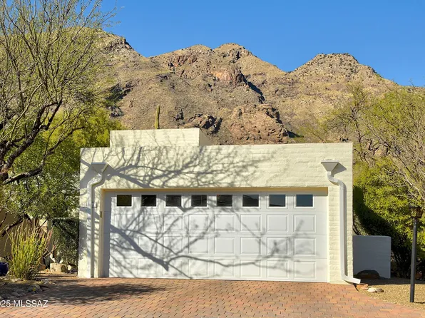 4733 E Apple Valley Dr, Tucson, AZ 85718