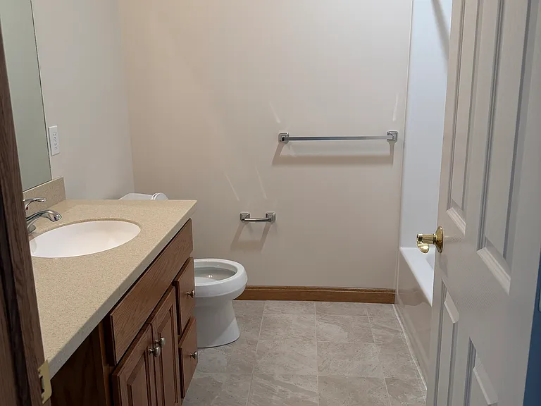 2906 Lena Ct — Photo 7